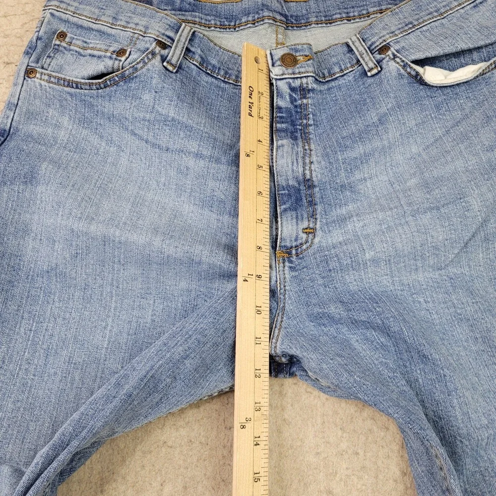 Wrangler Jeans Mens W40 L30 Light Blue Denim 97FXWBD Straight Relaxed Fit